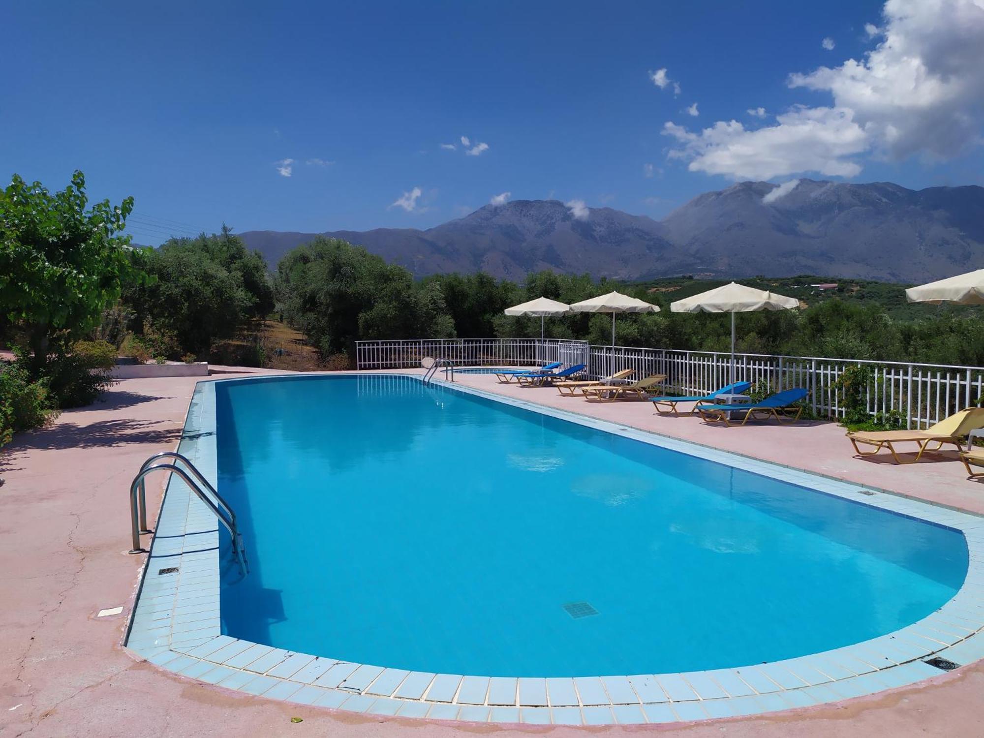 Calamon Apartments Эпископи Экстерьер фото