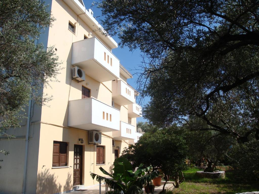 Calamon Apartments Эпископи Экстерьер фото