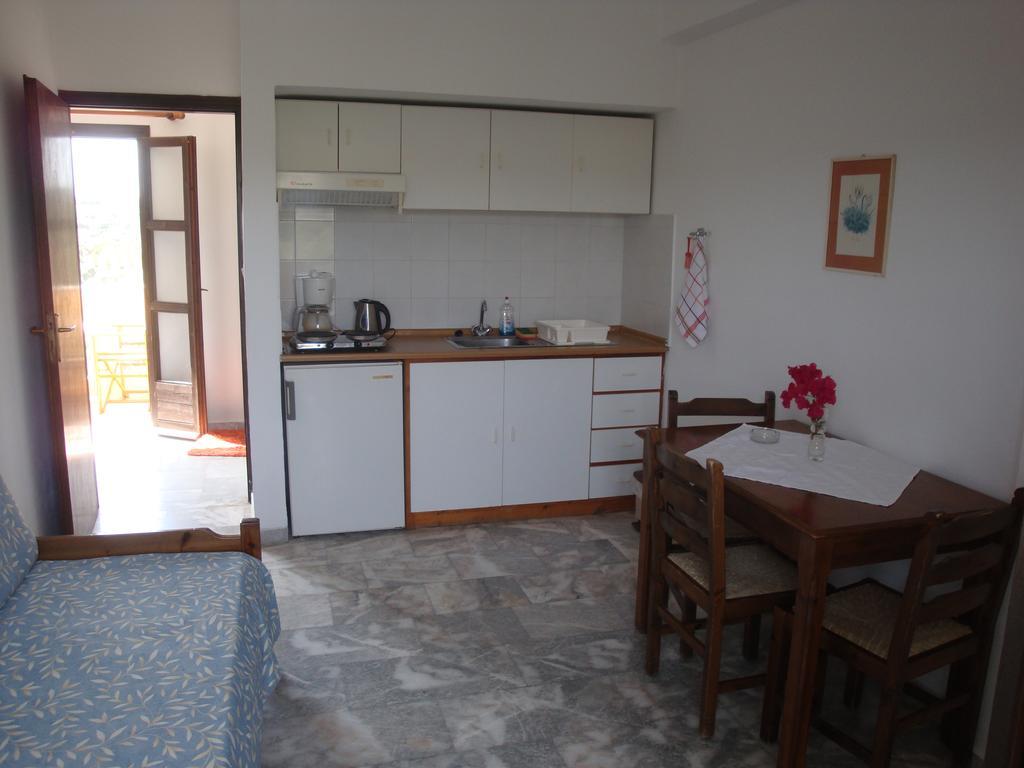 Calamon Apartments Эпископи Экстерьер фото